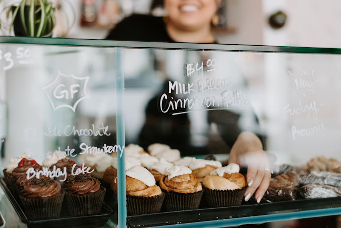 Crème Cupcake - Bakery and Treats Places in Des Moines